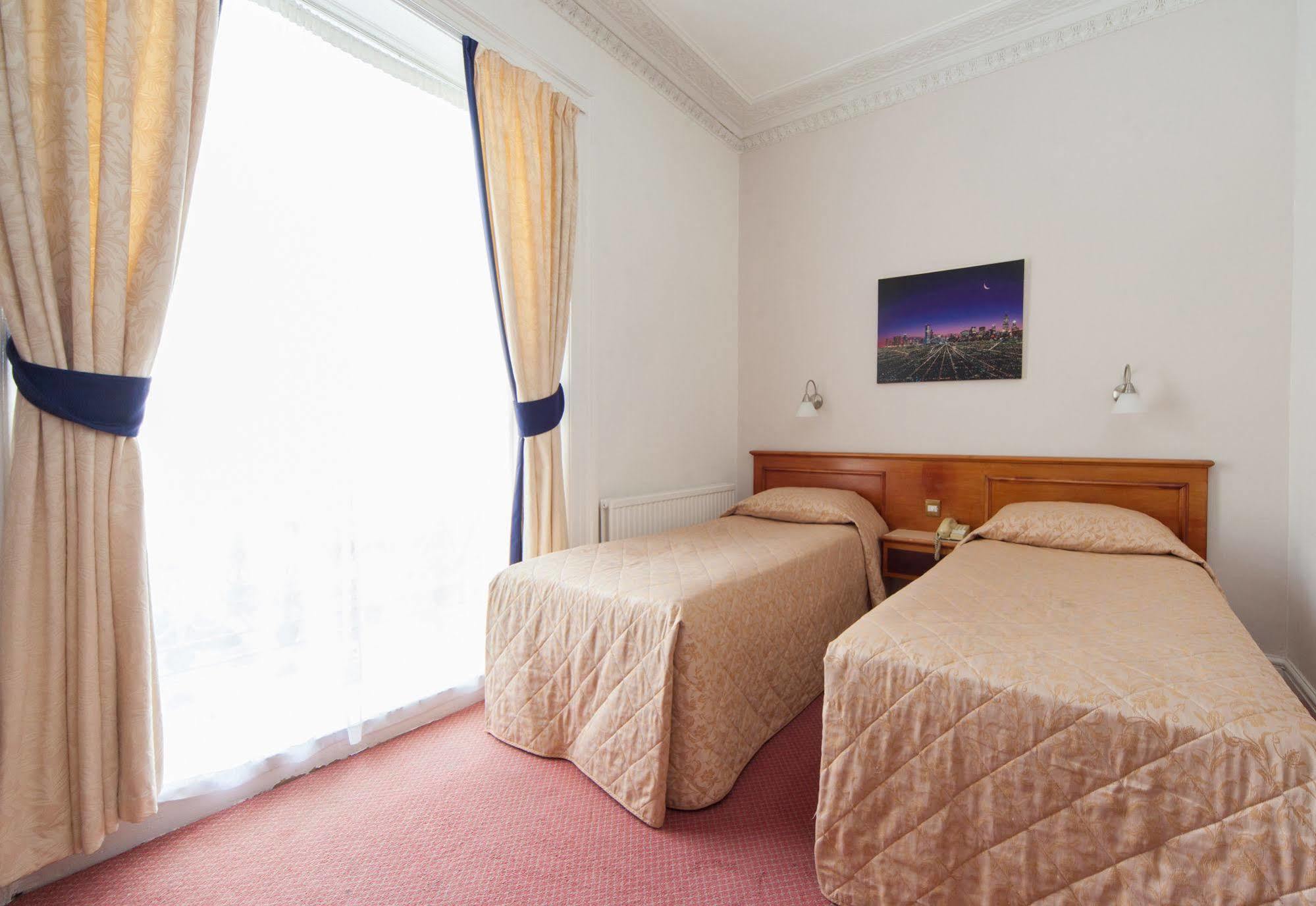 The Washington Hotell Bristol